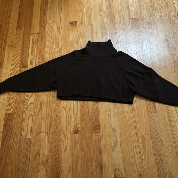 Urban Outfitters Kyla crop brown turtleneck sweater S - Picture 4 of 9